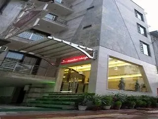 ホテル サンスター ハイツ デリー インド