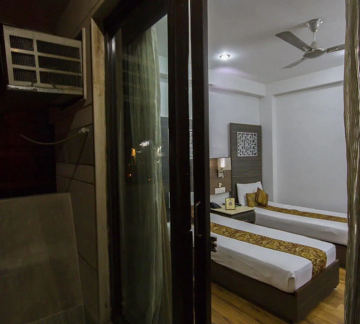 Hotel Sunstar Heights Delhi  3*, Delhi (National Capital Territory of India) India